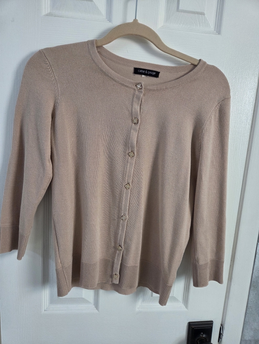 Cable & Gauge Beige Button-Front Cardigan
